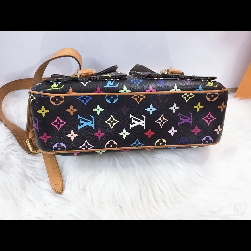 SOLD--100% Authentic Louis Vuitton  Lodge GM - Picture 5 of 8
